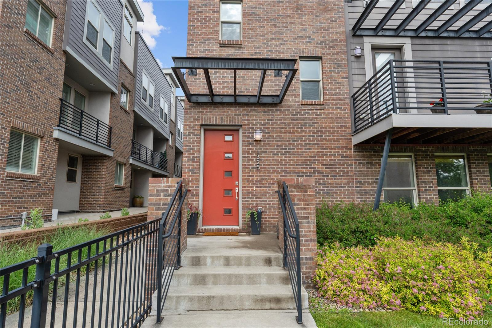 MLS Image #2 for 1325  jackson street,denver, Colorado