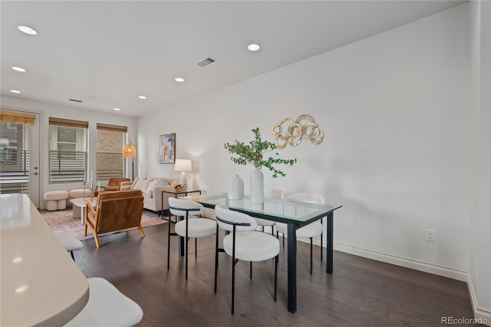 MLS Image #20 for 1325  jackson street,denver, Colorado