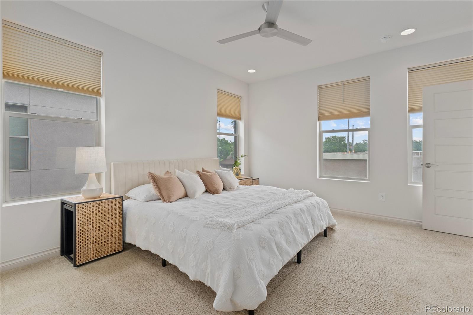 MLS Image #24 for 1325  jackson street,denver, Colorado