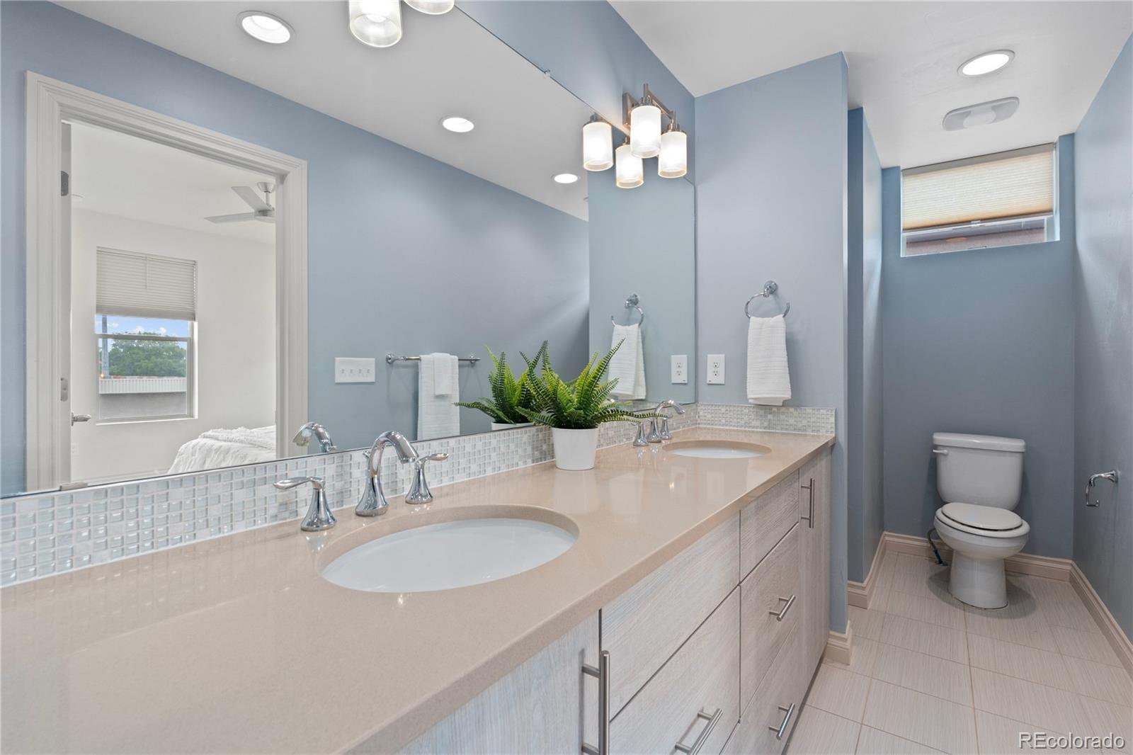 MLS Image #27 for 1325  jackson street,denver, Colorado