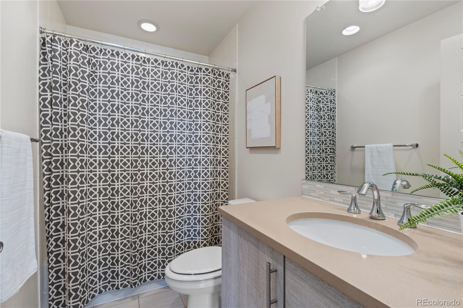 MLS Image #32 for 1325  jackson street,denver, Colorado