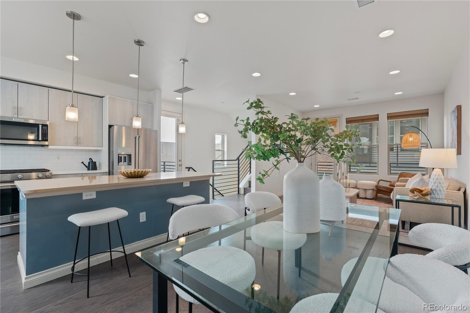 MLS Image #5 for 1325  jackson street,denver, Colorado