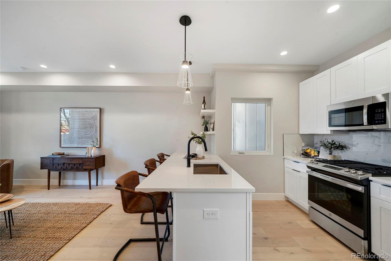 MLS Image #13 for 1473 n locust st ,denver, Colorado
