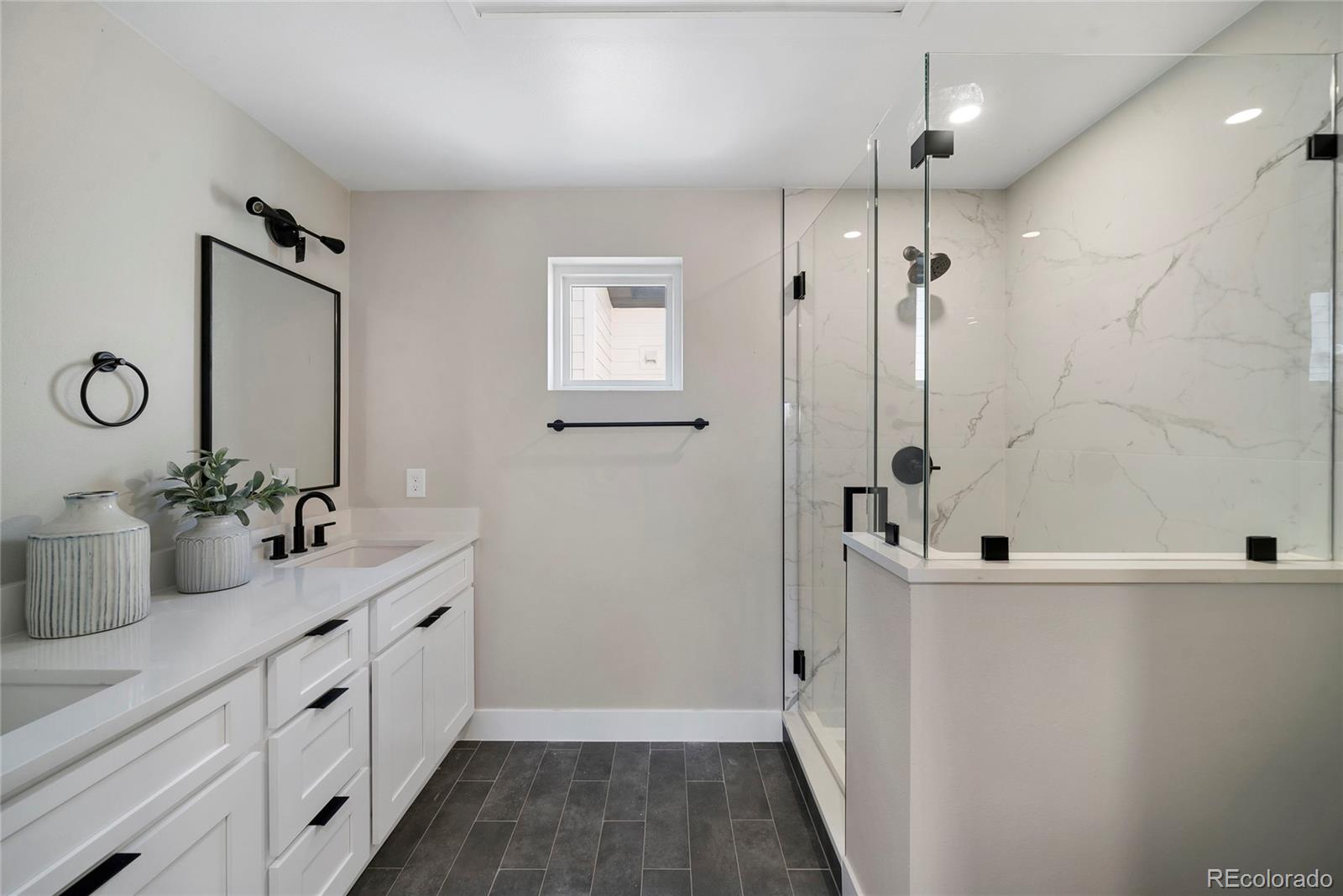 MLS Image #6 for 1473 n locust st ,denver, Colorado