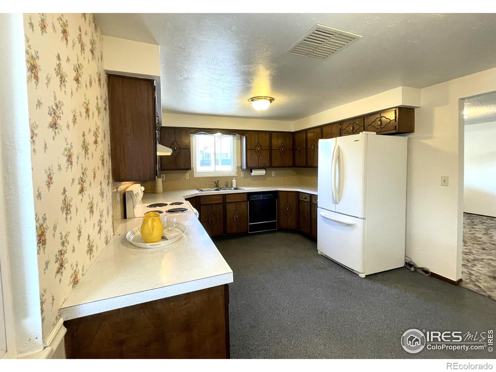 MLS Image #11 for 1701  jewel drive,longmont, Colorado