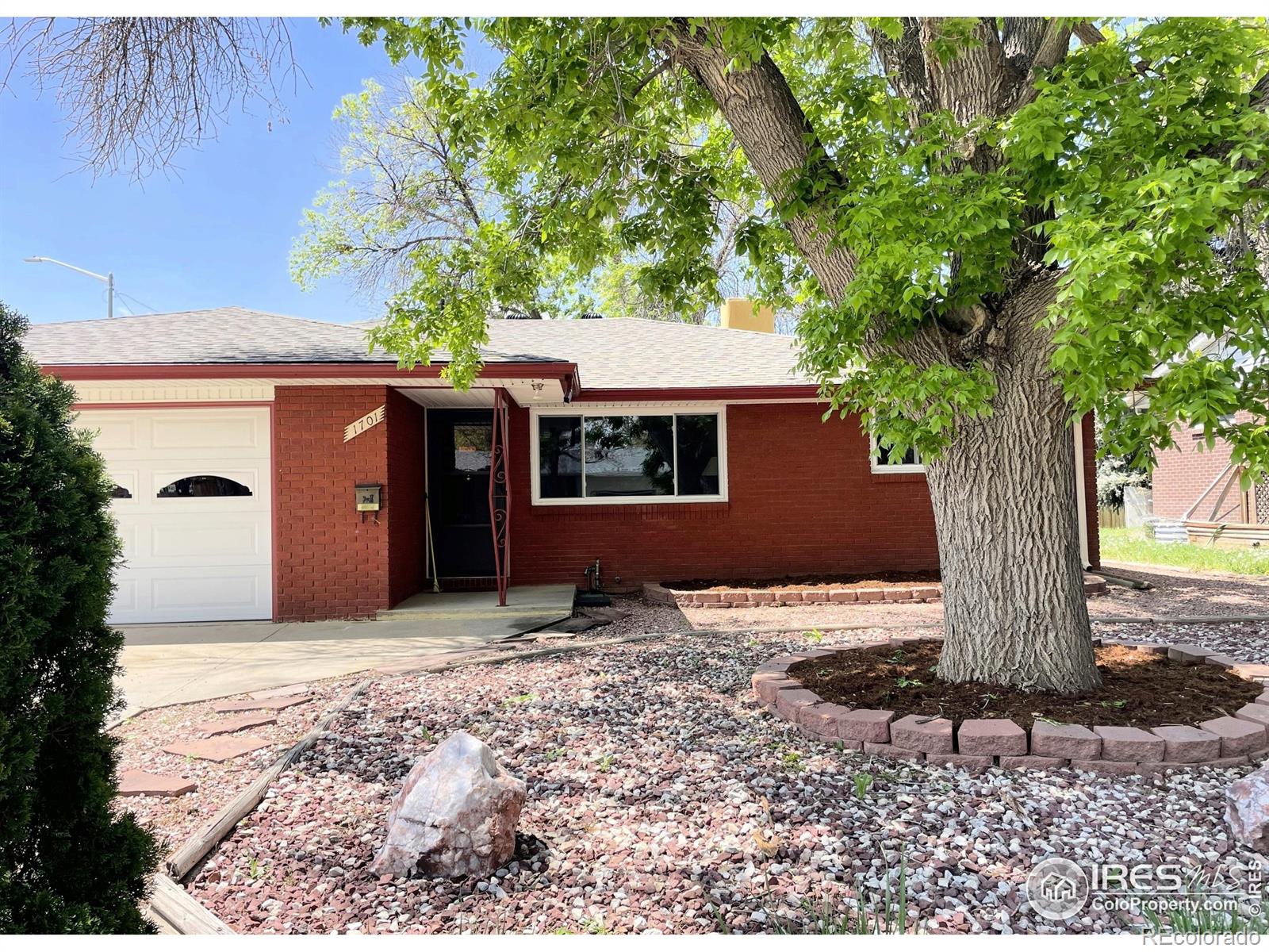 MLS Image #2 for 1701  jewel drive,longmont, Colorado
