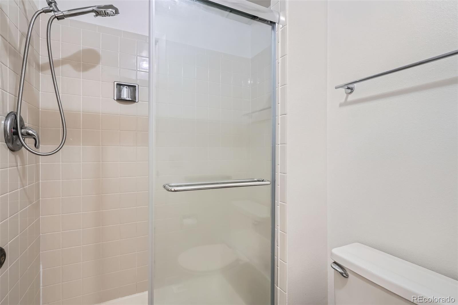 MLS Image #14 for 14076 e radcliff circle,aurora, Colorado