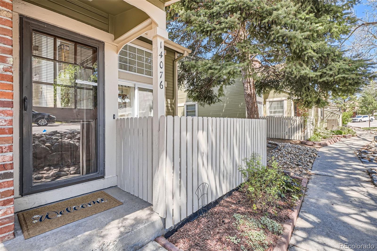 MLS Image #2 for 14076 e radcliff circle,aurora, Colorado