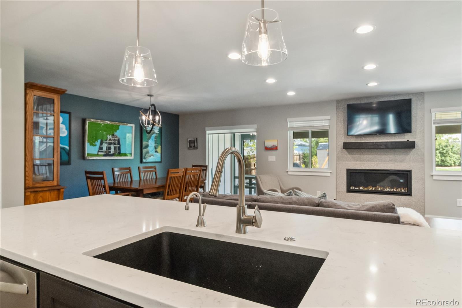 MLS Image #10 for 3040 s dexter way,denver, Colorado