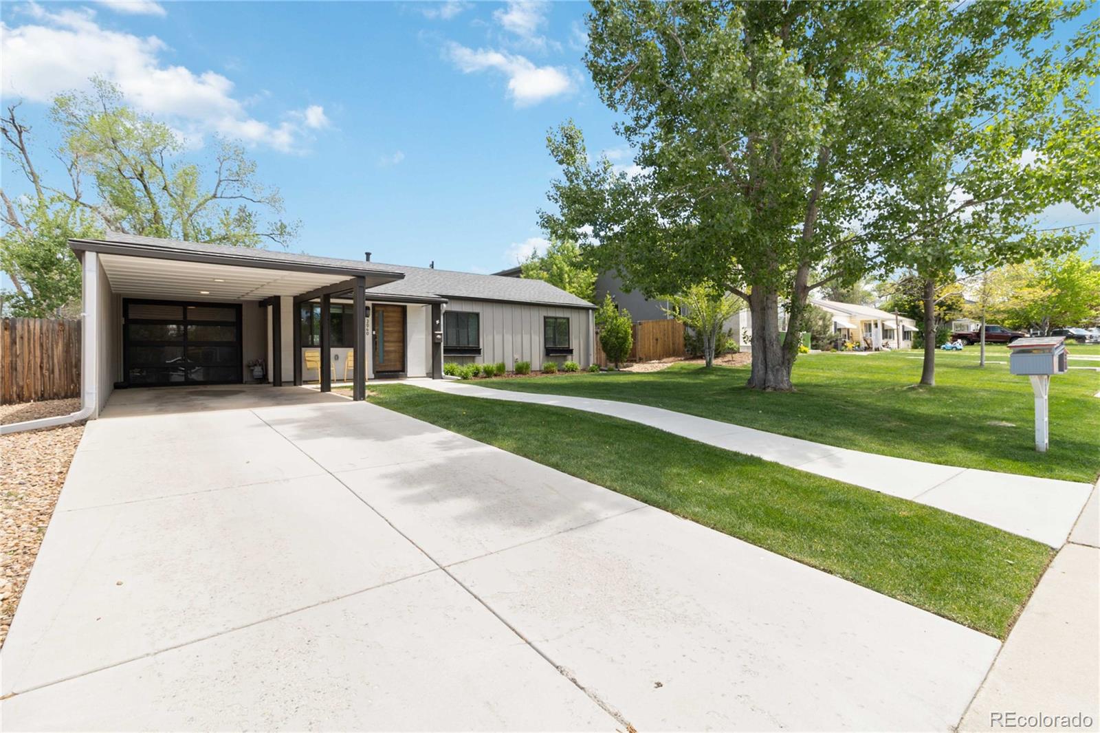 MLS Image #2 for 3040 s dexter way,denver, Colorado