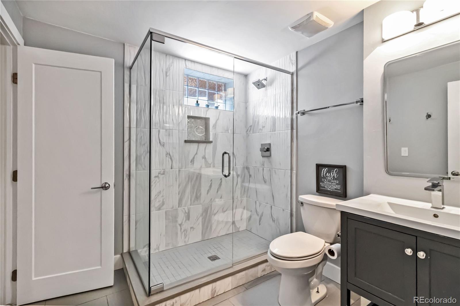 MLS Image #34 for 3040 s dexter way,denver, Colorado