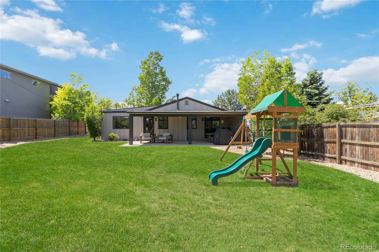 MLS Image #40 for 3040 s dexter way,denver, Colorado