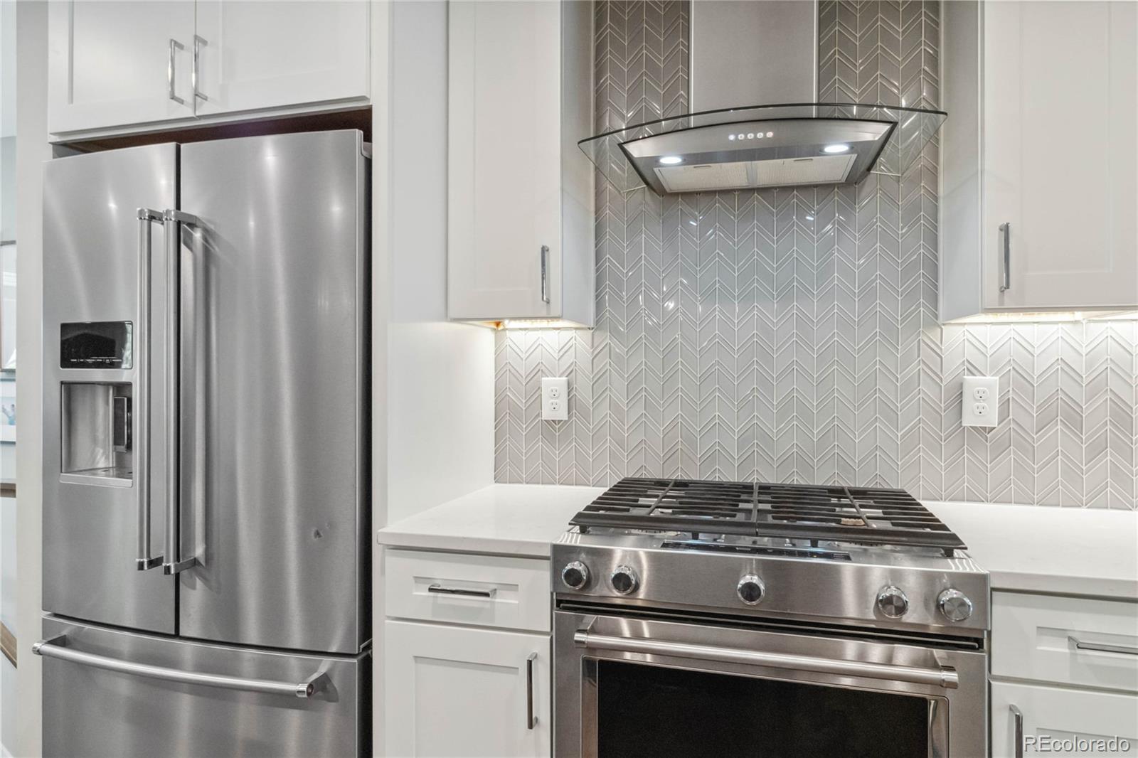 MLS Image #8 for 3040 s dexter way,denver, Colorado