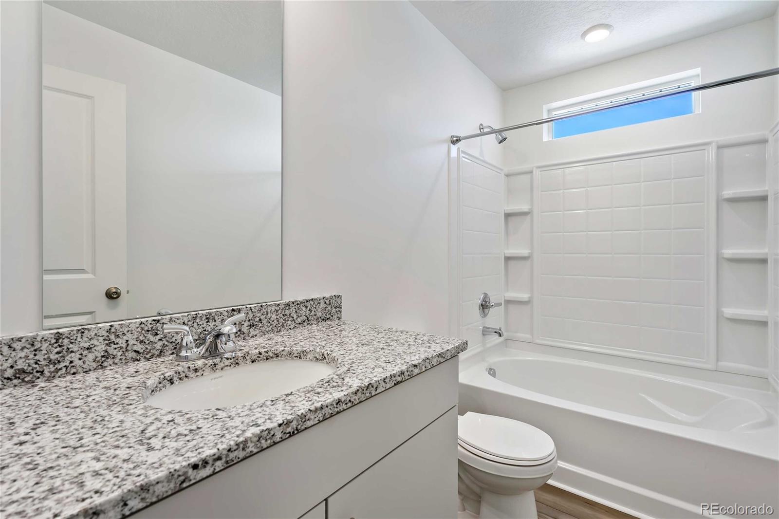 MLS Image #4 for 22113 e 38th place,aurora, Colorado
