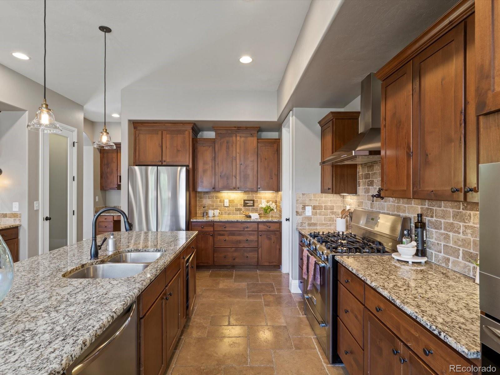 MLS Image #12 for 6995 s ensenada street,aurora, Colorado