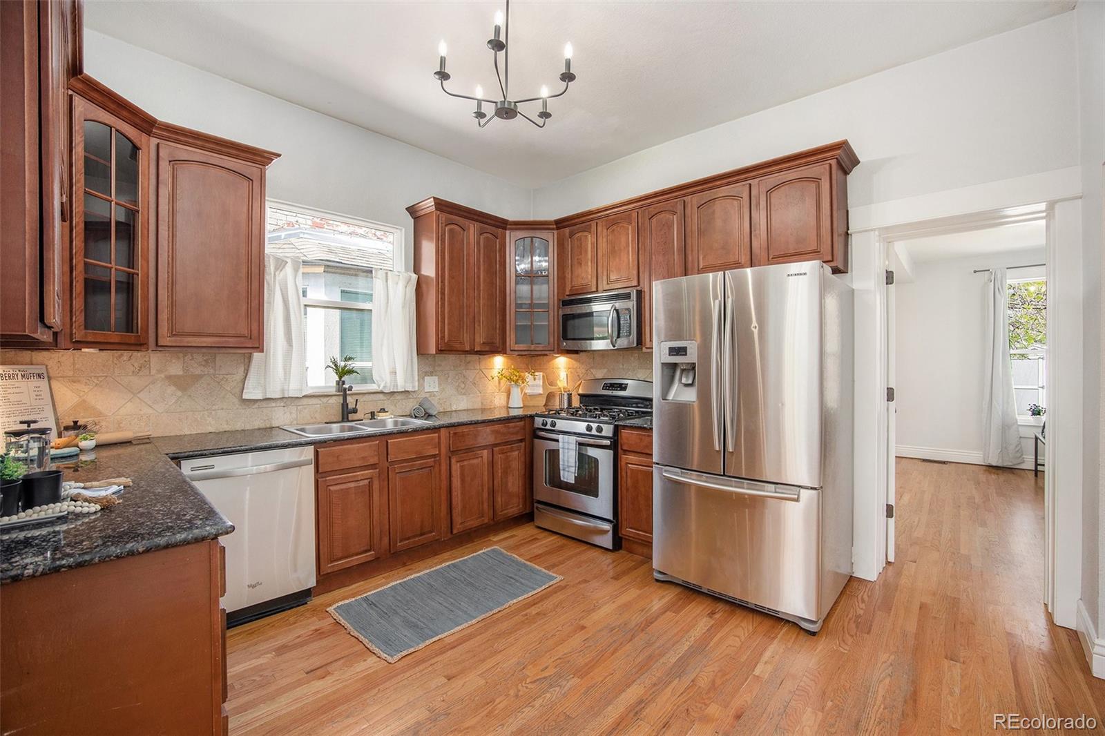 MLS Image #13 for 3042 n franklin street,denver, Colorado