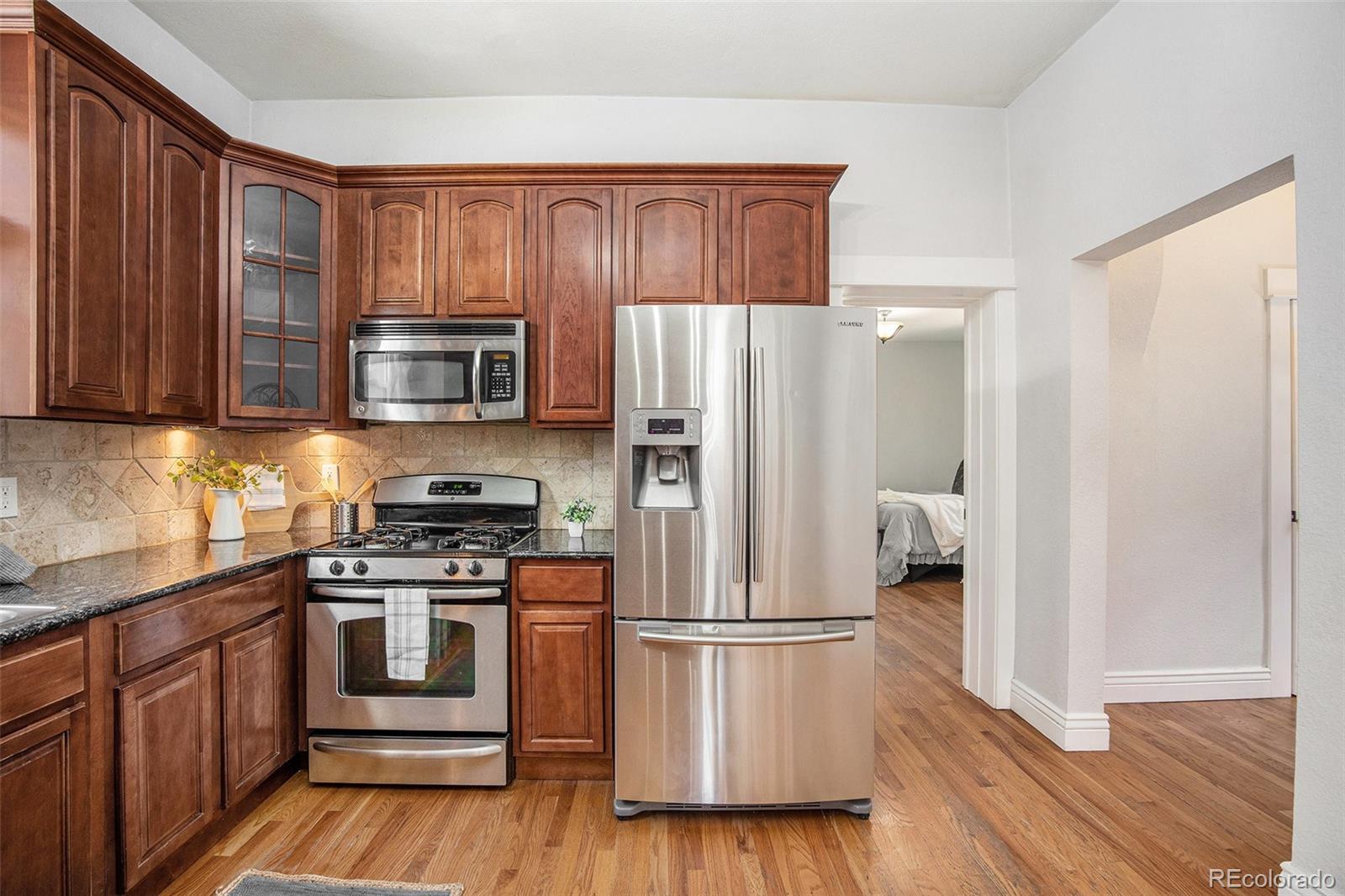 MLS Image #14 for 3042 n franklin street,denver, Colorado