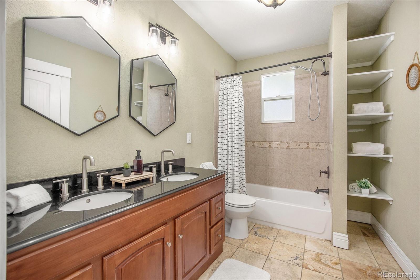 MLS Image #21 for 3042 n franklin street,denver, Colorado