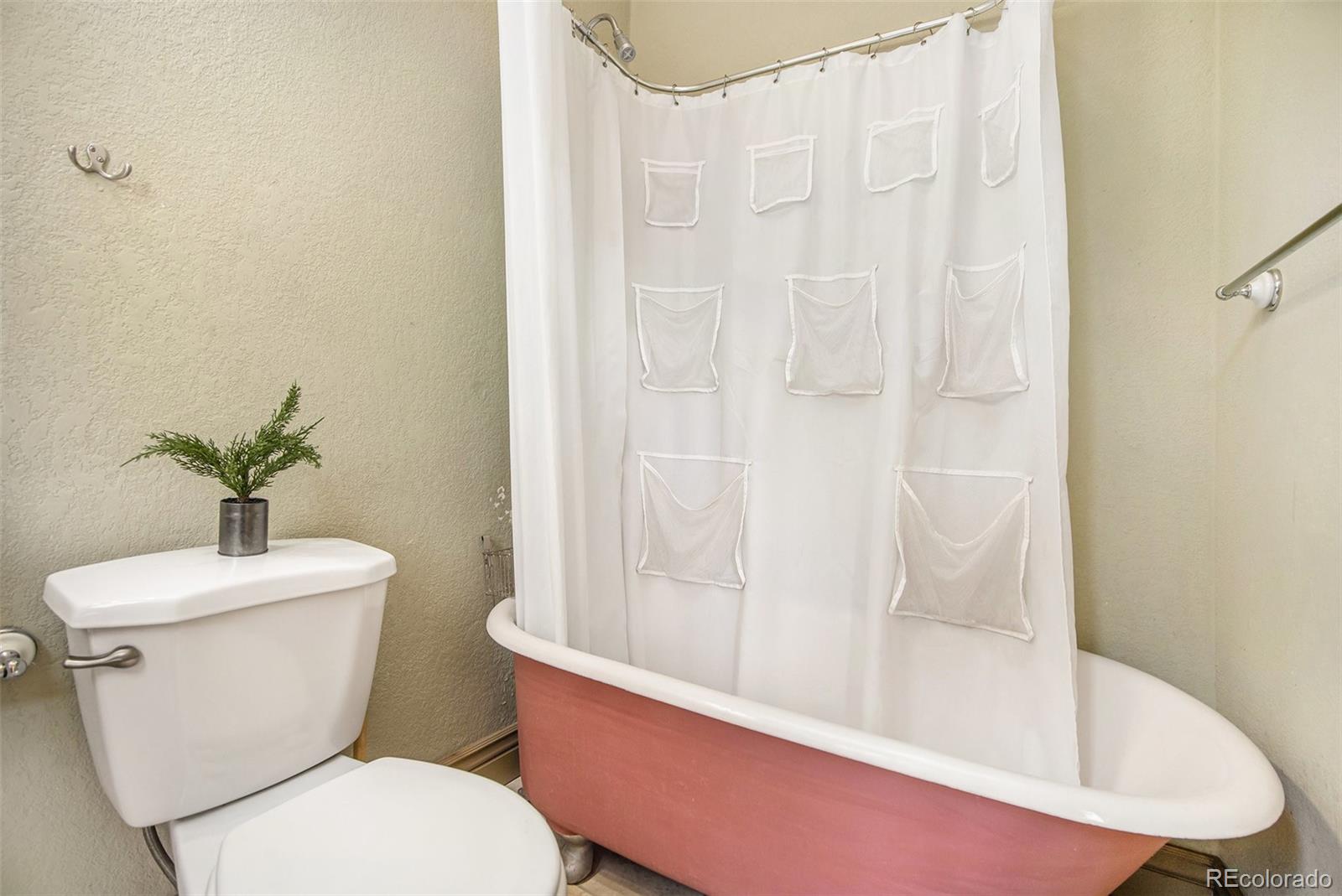 MLS Image #24 for 3042 n franklin street,denver, Colorado