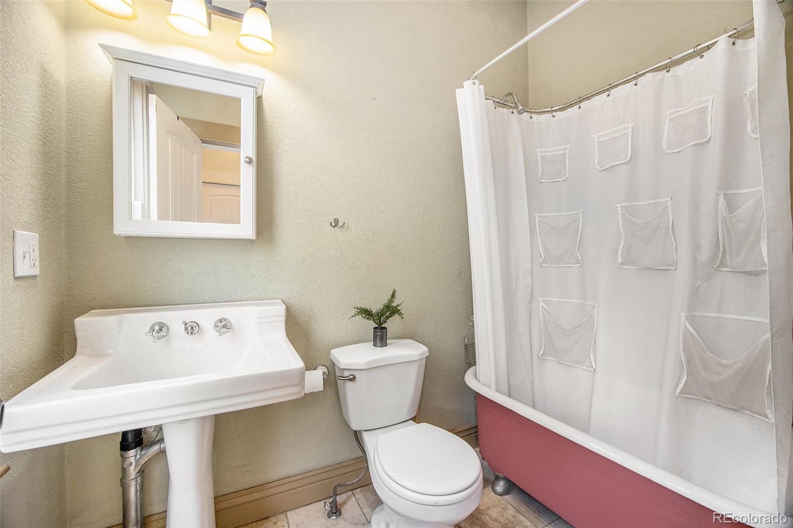 MLS Image #25 for 3042 n franklin street,denver, Colorado