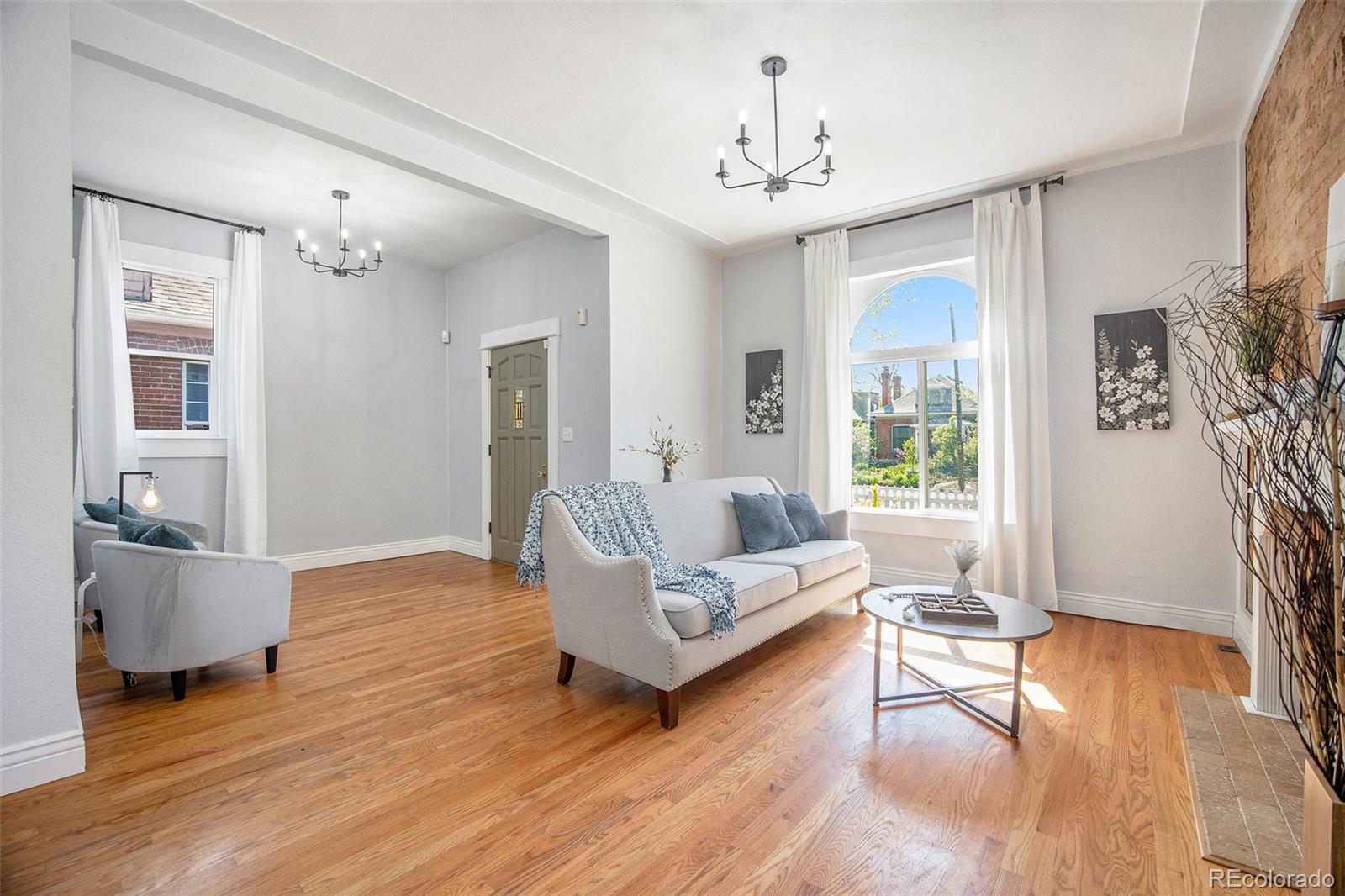 MLS Image #4 for 3042 n franklin street,denver, Colorado