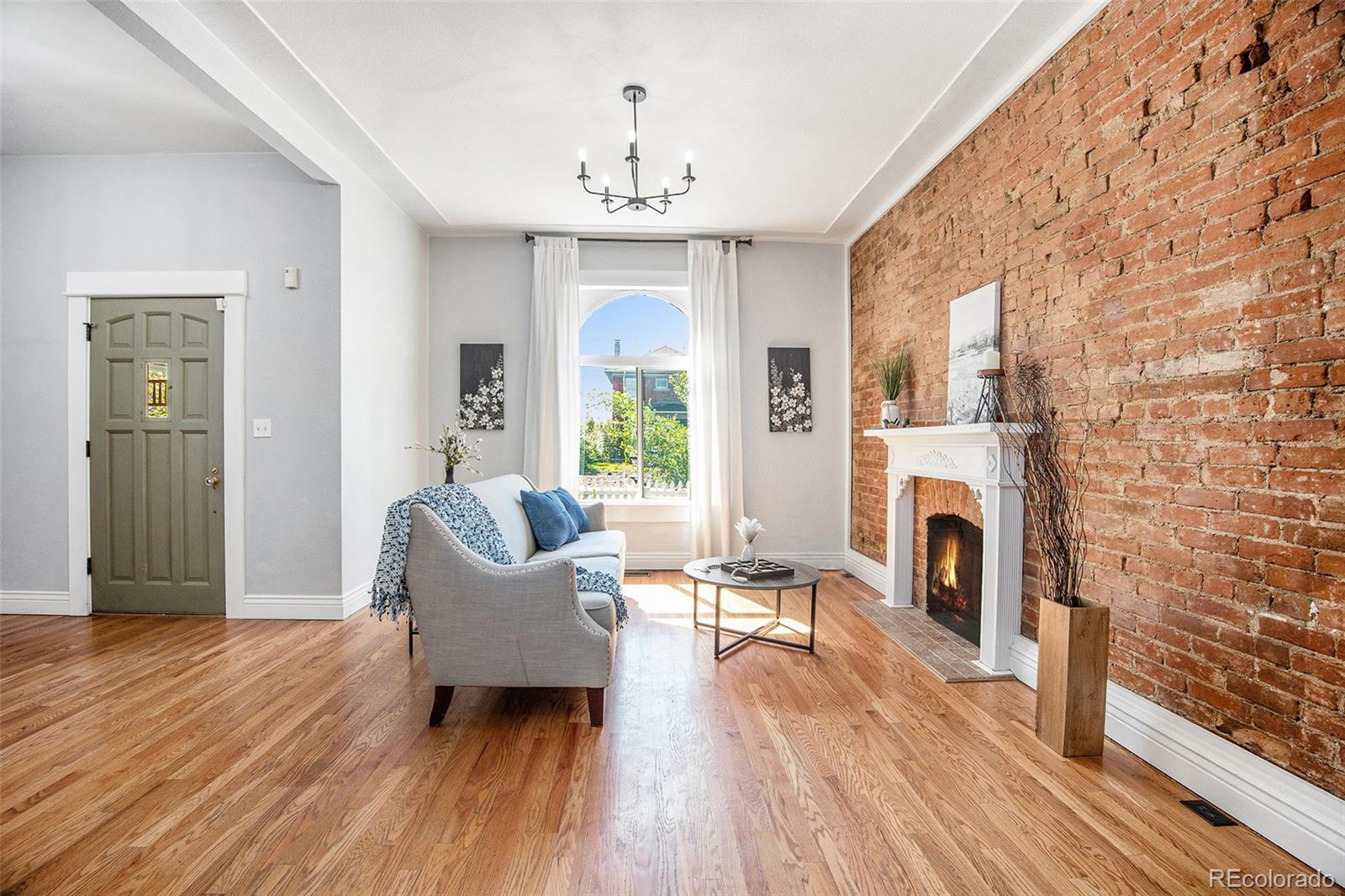 MLS Image #5 for 3042 n franklin street,denver, Colorado