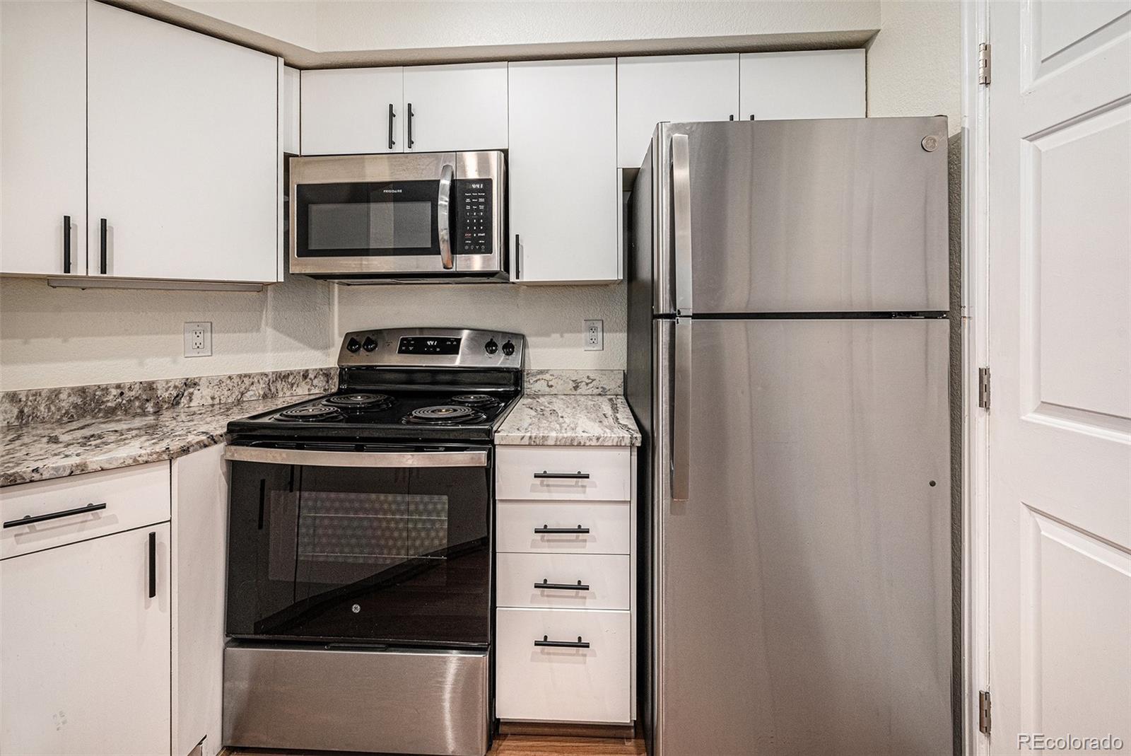 MLS Image #8 for 2  acoma street,denver, Colorado