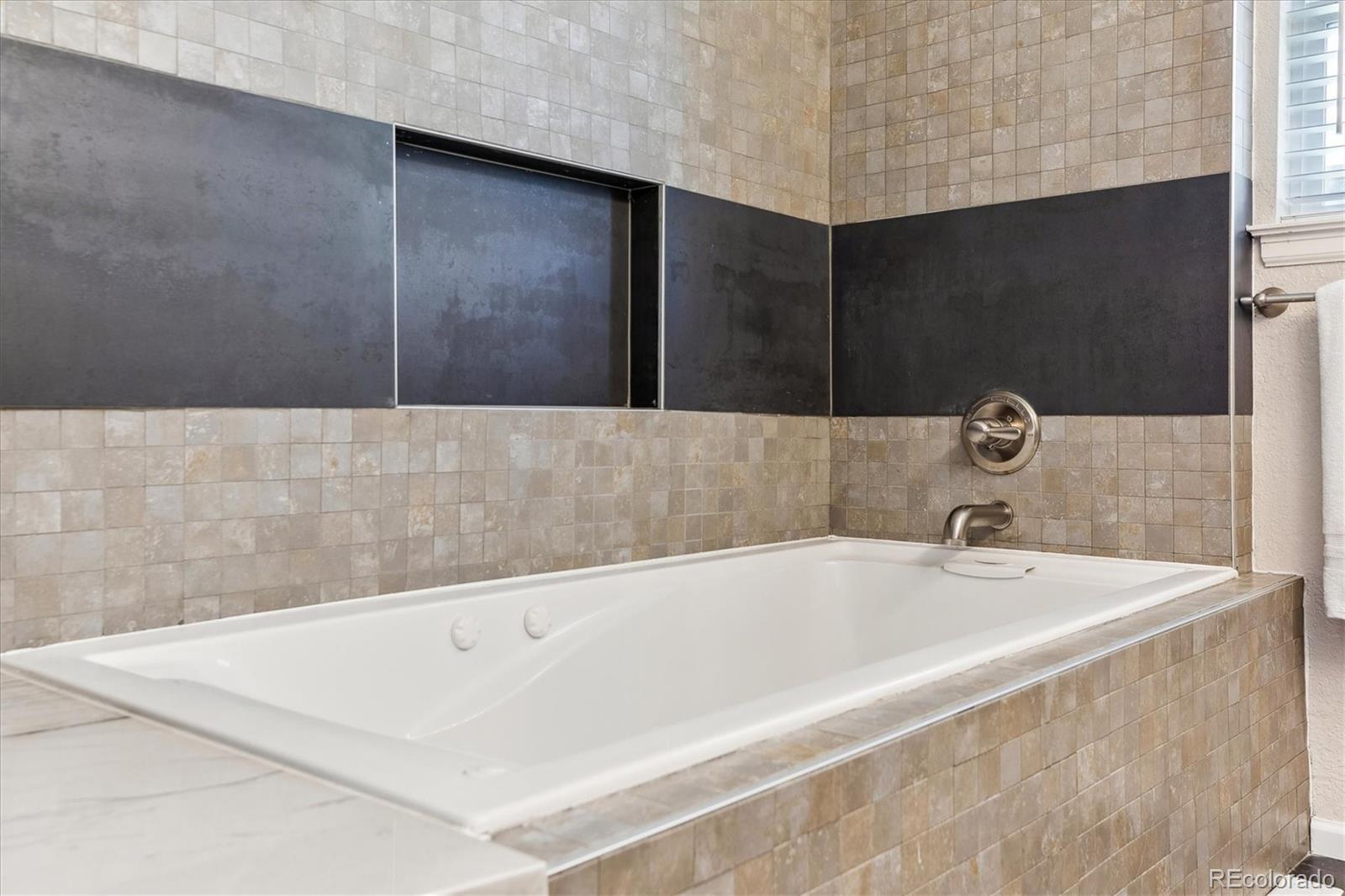 MLS Image #20 for 2857  xanthia court,denver, Colorado