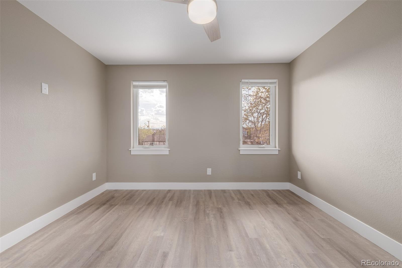 MLS Image #37 for 2004 s galapago street,denver, Colorado
