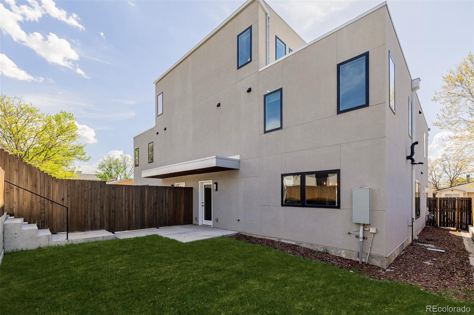 MLS Image #45 for 2004 s galapago street,denver, Colorado