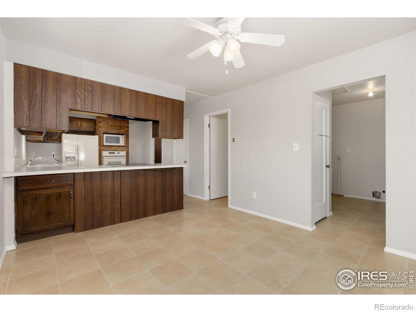 MLS Image #4 for 1334 n jefferson avenue,loveland, Colorado