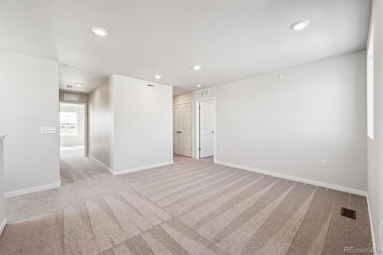 MLS Image #9 for 18958 e 94th place,commerce city, Colorado