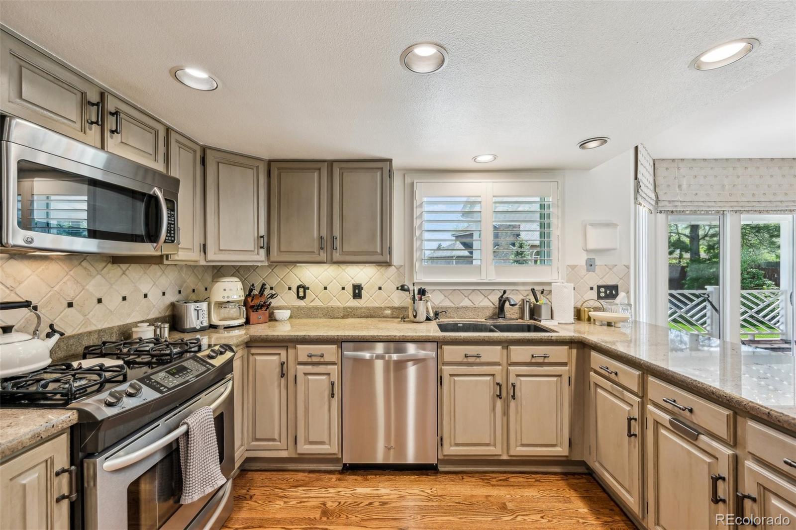 MLS Image #5 for 10068  granite hill drive,parker, Colorado