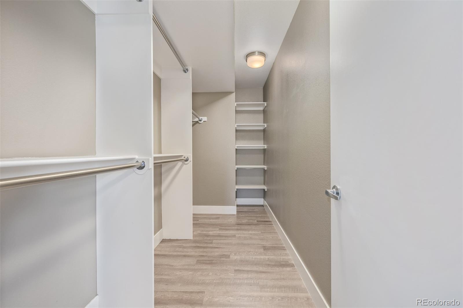 MLS Image #16 for 2008 s galapago street,denver, Colorado
