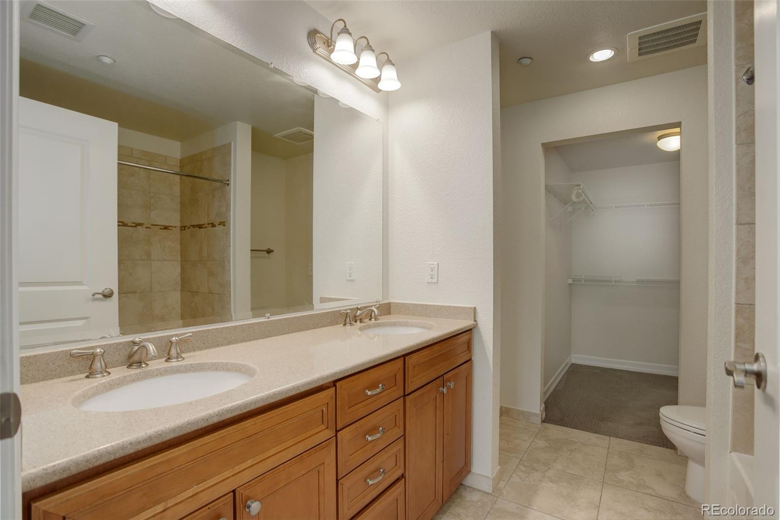MLS Image #22 for 2200 s university boulevard,denver, Colorado