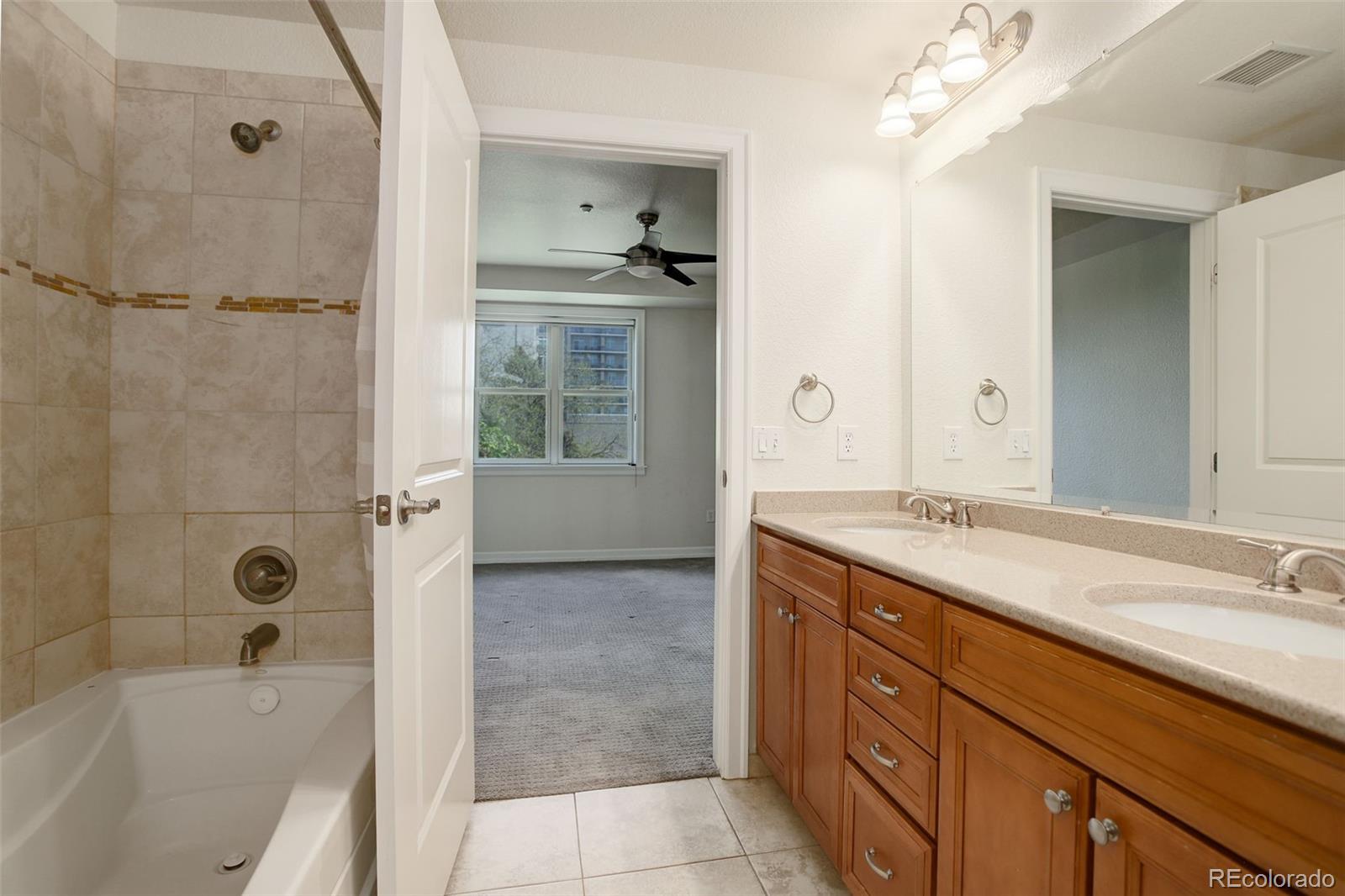 MLS Image #23 for 2200 s university boulevard,denver, Colorado