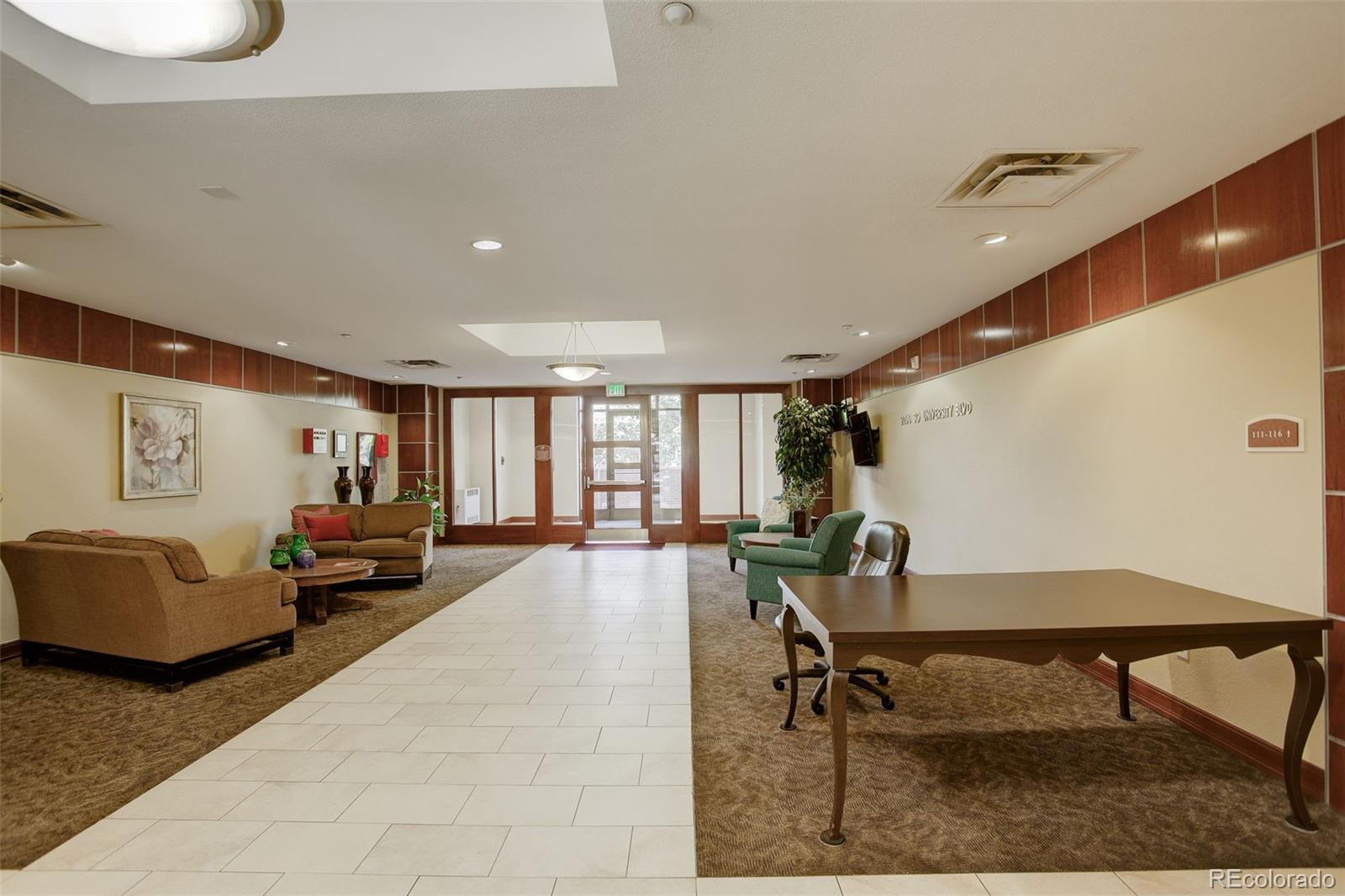 MLS Image #31 for 2200 s university boulevard,denver, Colorado