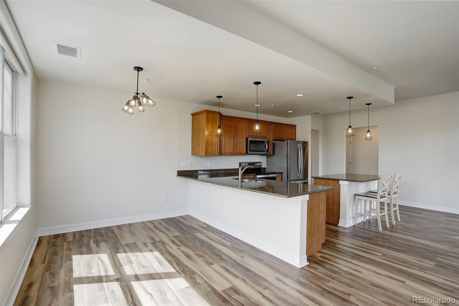 MLS Image #5 for 2200 s university boulevard,denver, Colorado