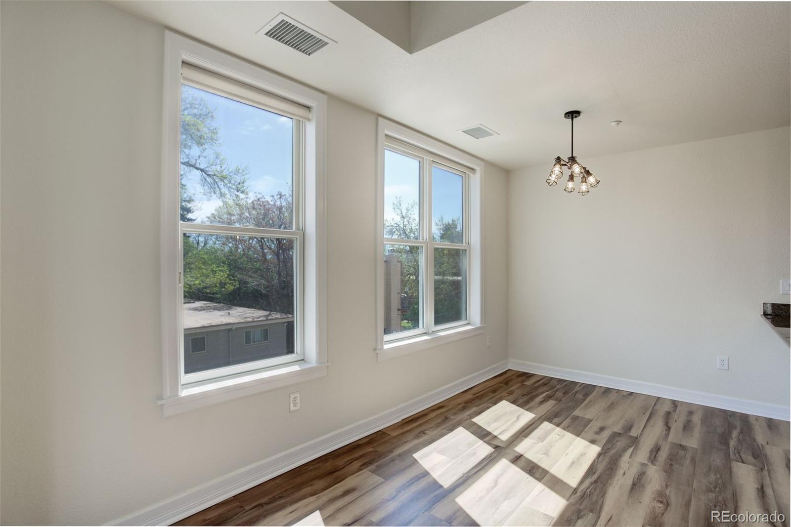 MLS Image #6 for 2200 s university boulevard,denver, Colorado