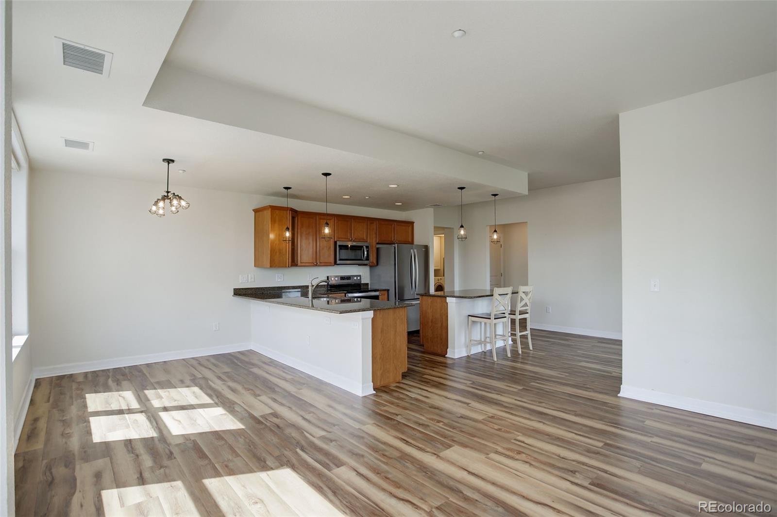 MLS Image #9 for 2200 s university boulevard,denver, Colorado