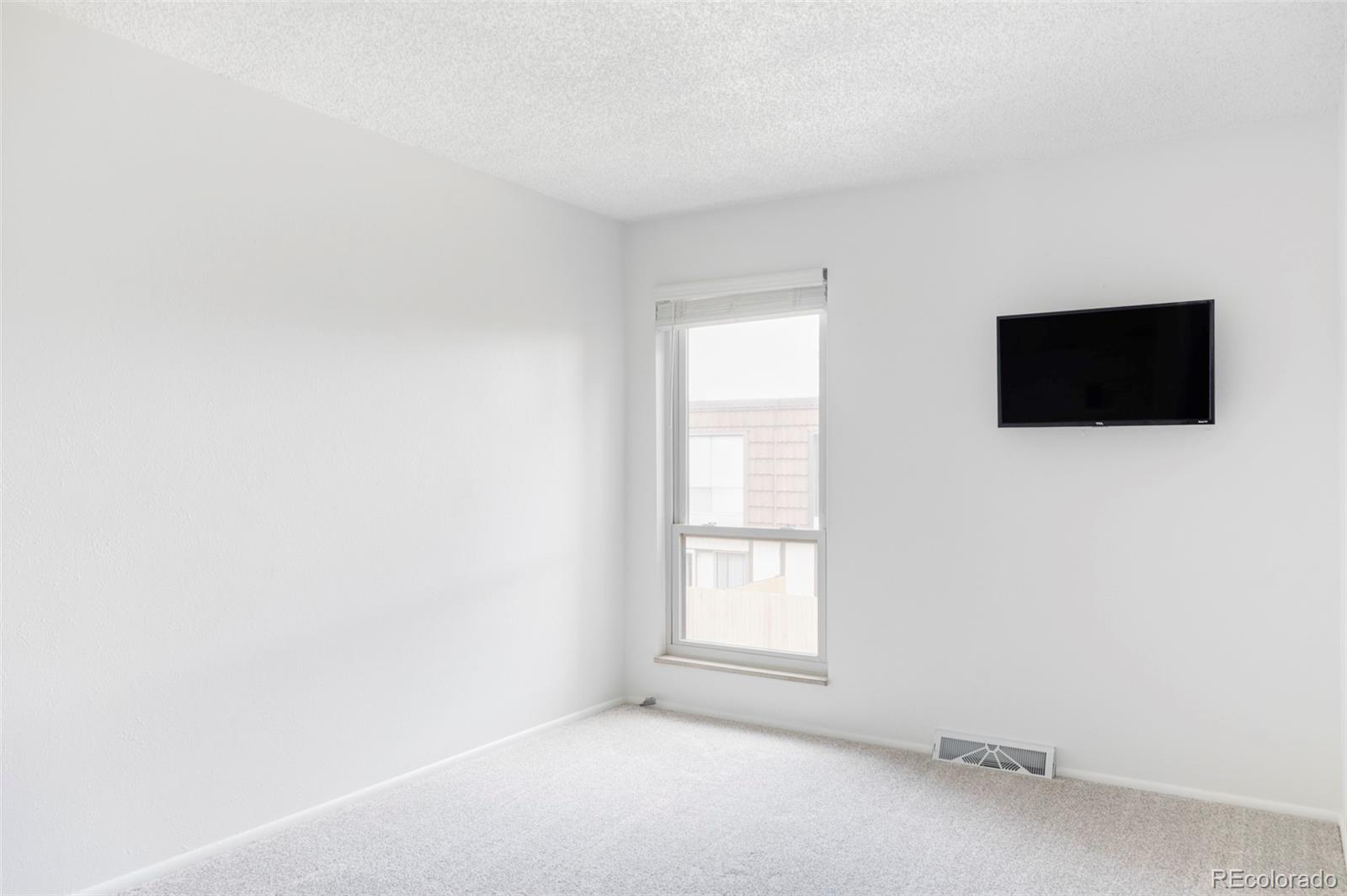 MLS Image #16 for 9453 w utah place,lakewood, Colorado