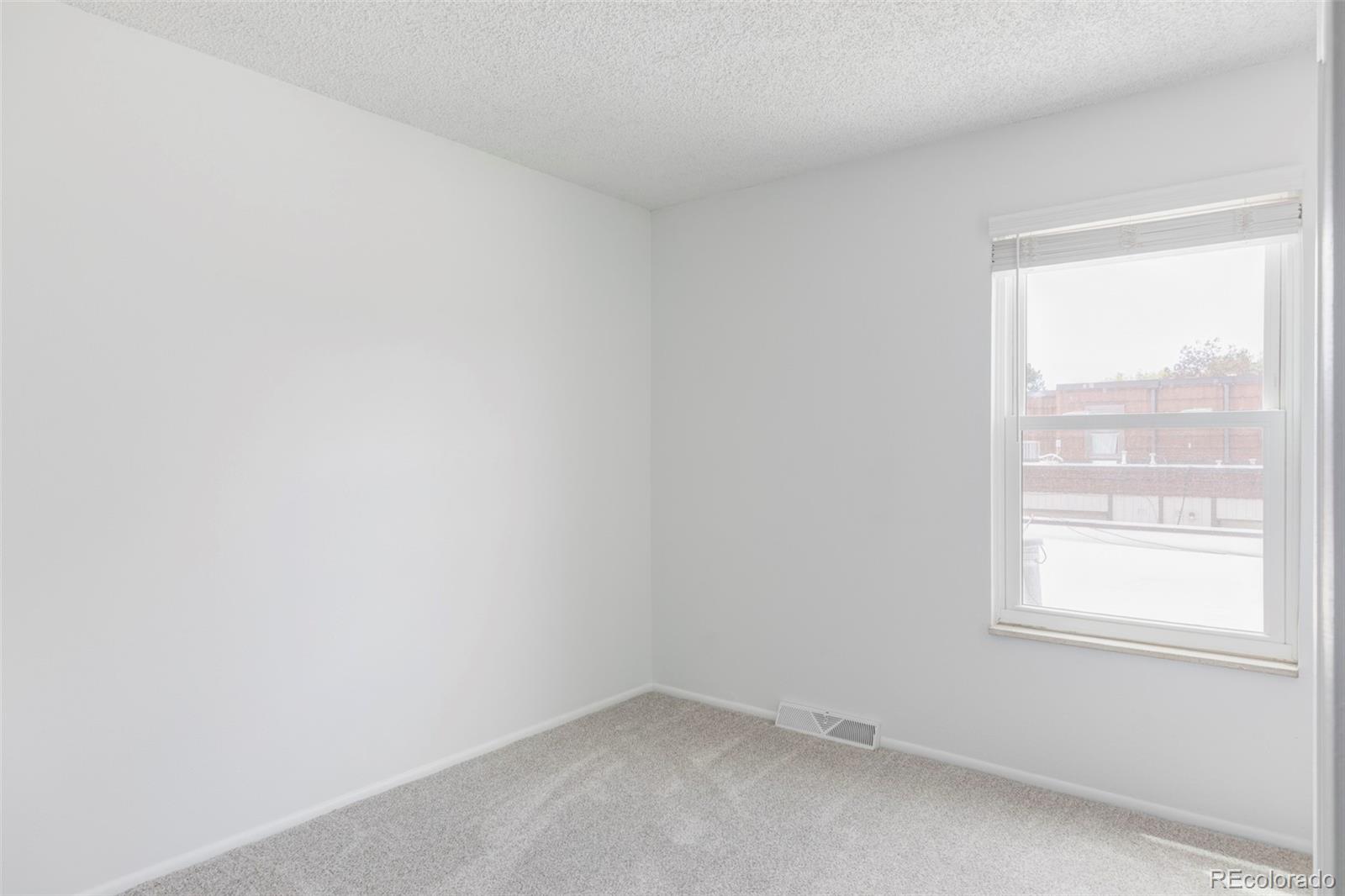 MLS Image #19 for 9453 w utah place,lakewood, Colorado