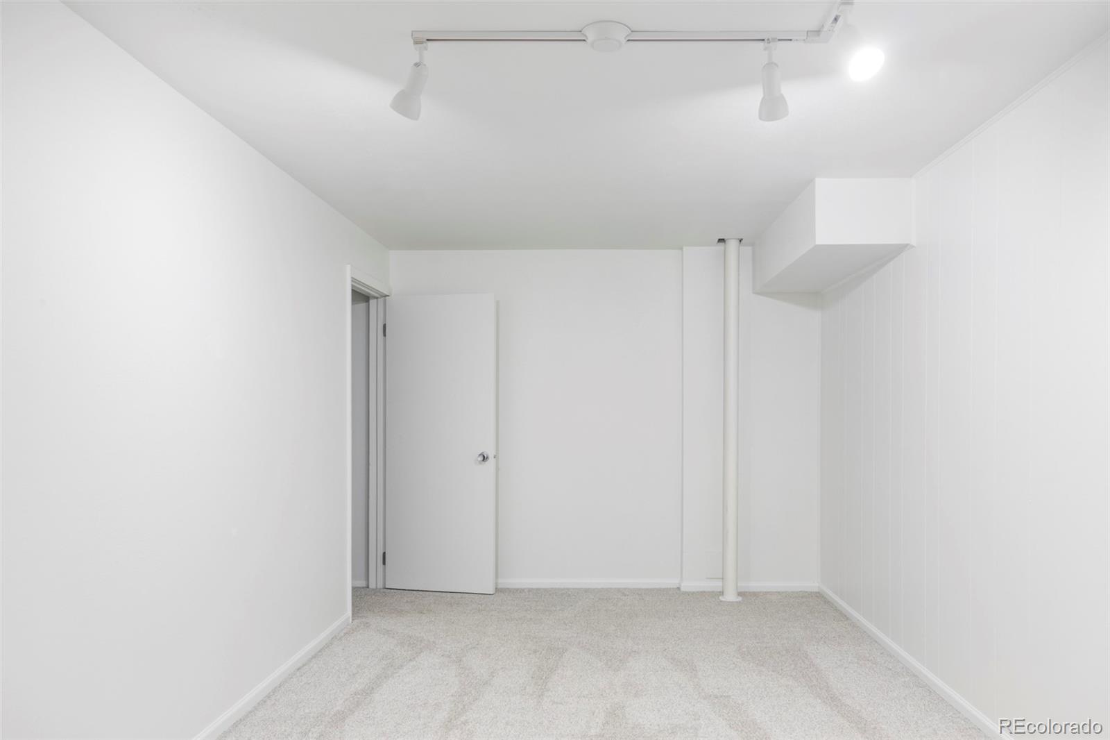 MLS Image #20 for 9453 w utah place,lakewood, Colorado