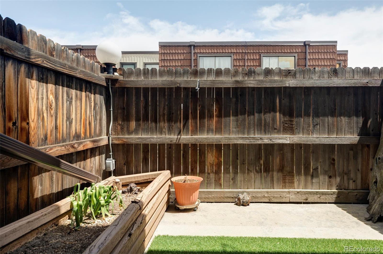 MLS Image #26 for 9453 w utah place,lakewood, Colorado
