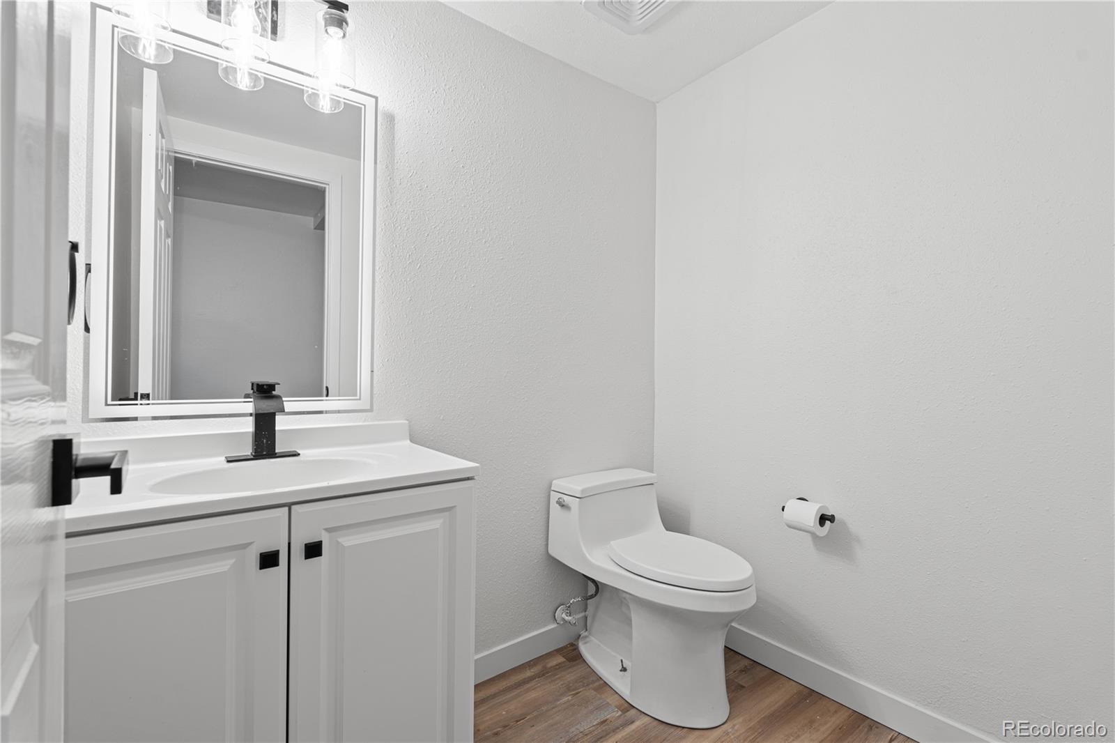 MLS Image #12 for 1347 s crystal way,aurora, Colorado