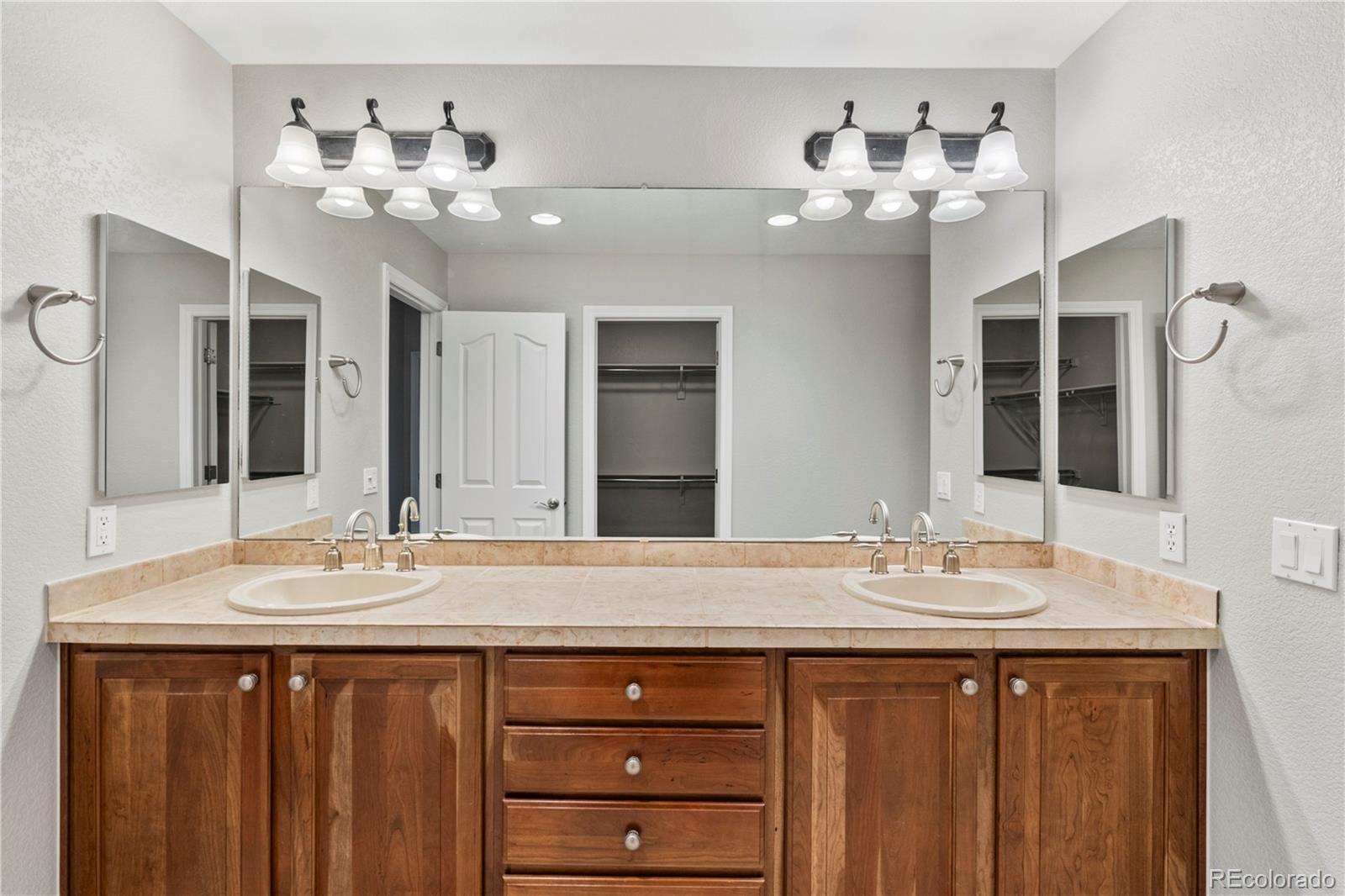 MLS Image #26 for 7560 s biloxi court ,aurora, Colorado