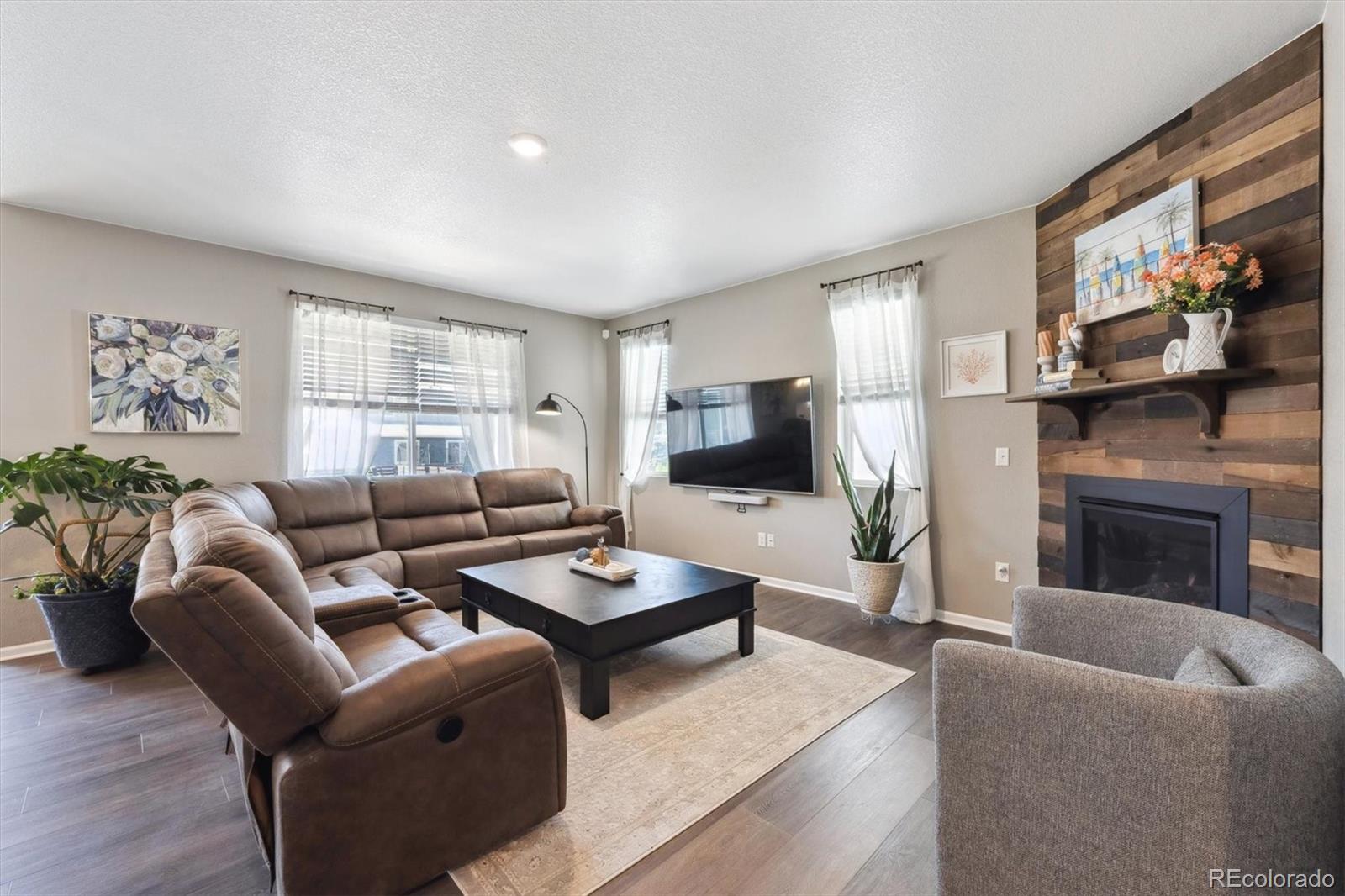 MLS Image #11 for 27130 e maple avenue,aurora, Colorado