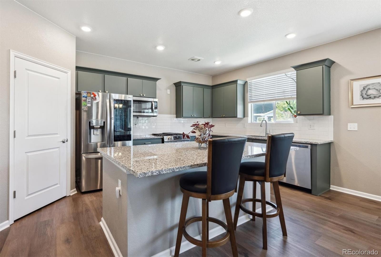 MLS Image #7 for 27130 e maple avenue,aurora, Colorado