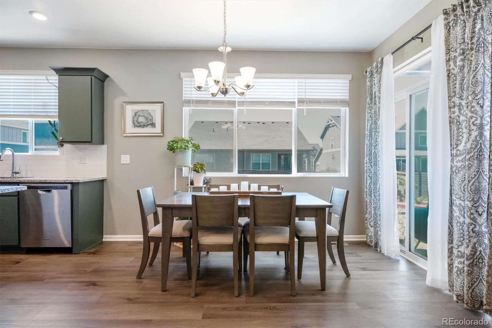 MLS Image #9 for 27130 e maple avenue,aurora, Colorado