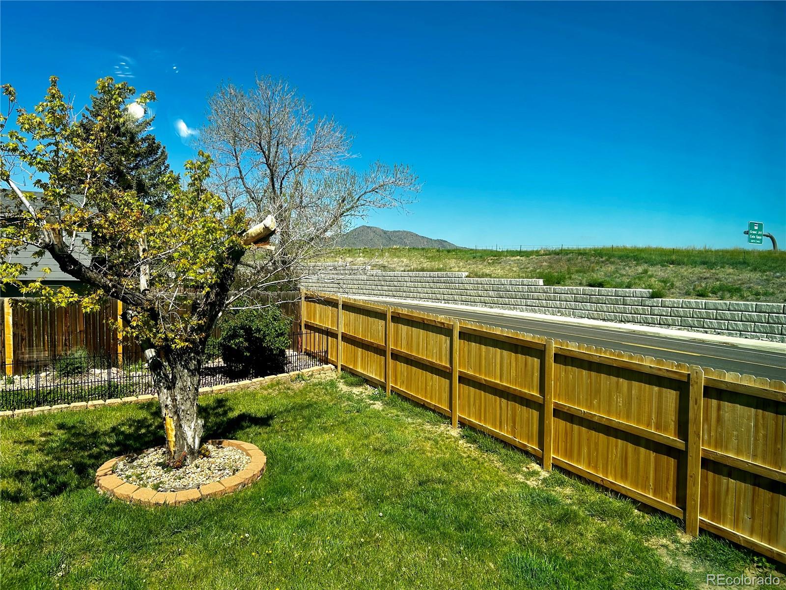 MLS Image #12 for 4303 s yank street,morrison, Colorado